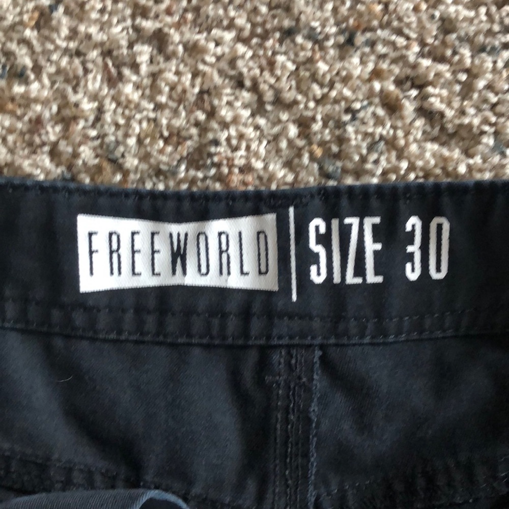 Shorts - Picture 3 of 3